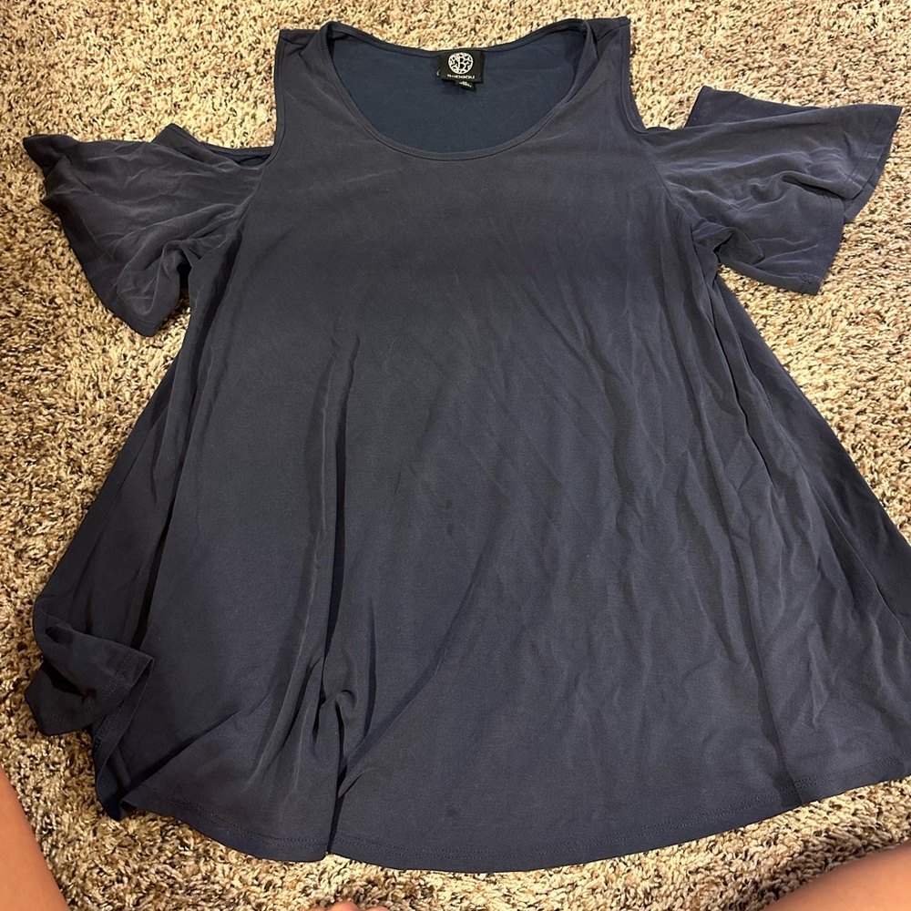 Navy blue silky flowy top
